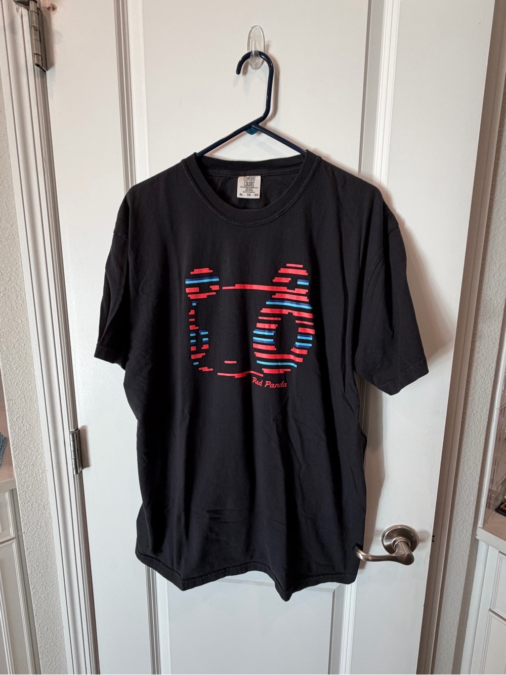 Mens XL black Comfort Colors Red Panda Tshirt